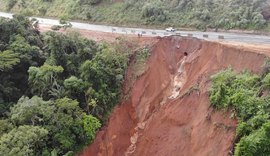 'Buraco de Alagoas': DNIT não dá data para conclusão de obras e desvio vai completar um ano