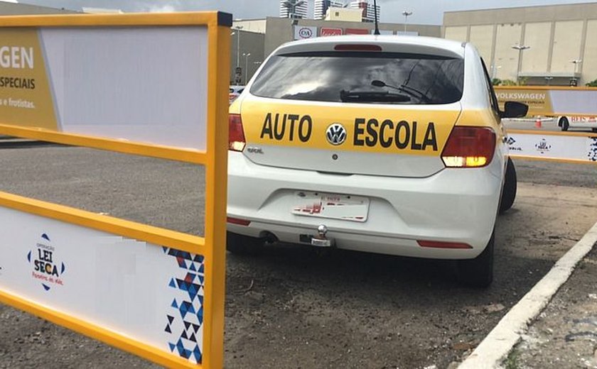 Autoescolas reajustam valores para obtenção da CNH