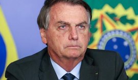 'Superpedido' de impeachment contra Bolsonaro é protocolado na Câmara