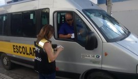 Agentes da SMTT fiscalizam transportes regulares em Maceió