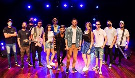 Cantor alagoano Diego Francis lança clipe gravado no centenário Teatro Deodoro