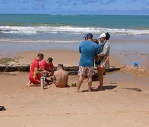 Bombeiros resgatam duas pessoas de afogamento em praia de Maceió