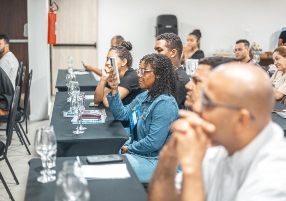 Escola do Turismo oferece mais de 500 vagas para cursos gratuitos em cinco municípios