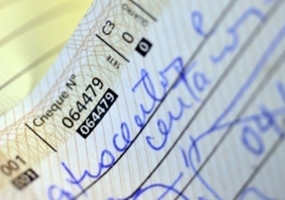 Uso de cheques no Brasil cai 93% desde 1995