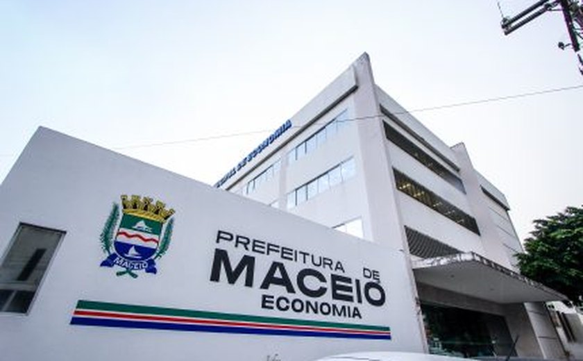 Prefeitura paga nesta sexta salário e 13° de aniversariantes de março e abril