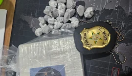 Polícia Civil prende jovem com meio quilo de cocaína em São Miguel dos Campos