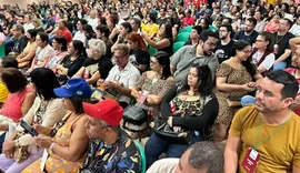 Greve na educação continua, mesmo com governo atendendo 94% da pauta