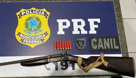 Passageira é presa com espingarda em maleiro de ônibus interestadual