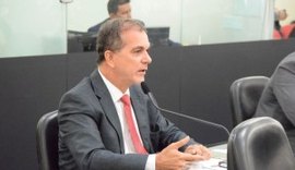Ronaldo Medeiros volta a assumir mandato de deputado estadual em AL