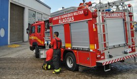 Veículo incendeia em concessionária na Avenida Fernandes Lima