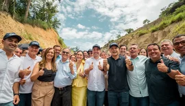 Na estrada da “união política”, Renan Filho faz gesto para os Caldas