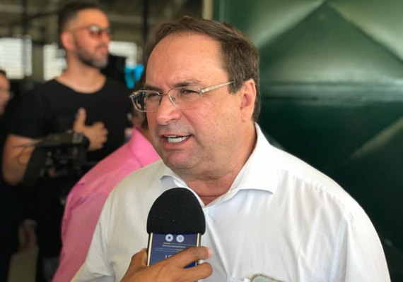 Justiça autoriza Luciano Barbosa a montar equipe de transição de governo