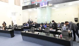 PEC dos 'supersalários' é aprovada em primeiro turno na Assembleia
