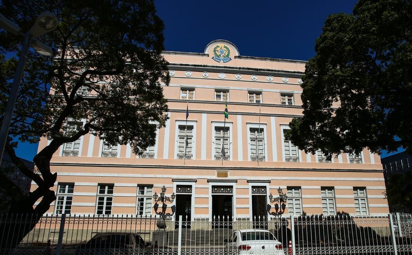 Governador de Alagoas e vice podem ser decididos por escolha indireta em 22