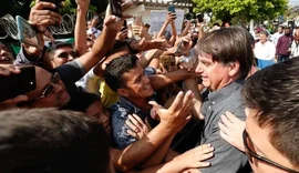 Bolsonaro tenta anular multa de R$ 80 mil por não usar máscara no MA
