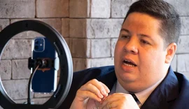 Secretário de comunicação Ítalo Ghilardi recebe título por assiduidade à frente da pasta