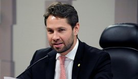 Após vitória de JHC, Pedro Vilela assume cadeira na Câmara Federal