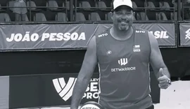 Morre o primeiro medalhista Mundial de vôlei de praia do Brasil, aos 56 anos