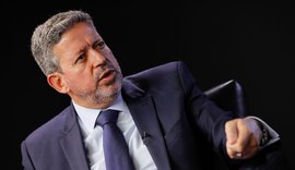 Em entrega de nova rodovia, Lira ataca senador: “Nada faz; se aproveita da miséria do povo”