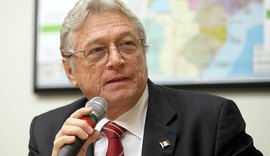 Ex-governador Teo Vilela declara voto em Lula