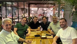 Encontro casual “lançou” uma improvável chapa para governo de Alagoas