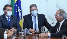 Bolsonaro, Lira e Guedes se reúnem no Alvorada para discutir preço dos combustíveis