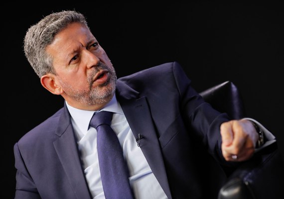 Arthur Lira quer eleger 5 federais: três no PP e dois no União Brasil