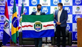 JHC é o único prefeito que começou gestão sem secretários