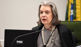 Cármen Lúcia considera 'graves' ataques de Bolsonaro