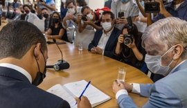 Novos secretários são empossados na manhã desta segunda (4)