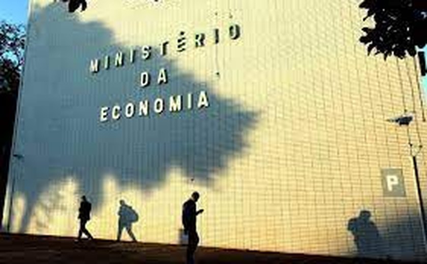 Ministério da Economia vai liberar mais de R$ 1 bilhão para compra de vacinas em 2022