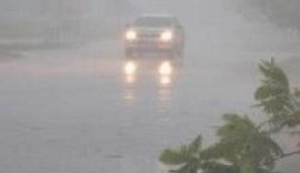 Temporal provoca alagamento em várias cidades no Sertão de Alagoas