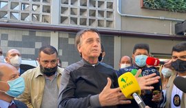 Após quatro dias internado, Jair Bolsonaro recebe alta médica