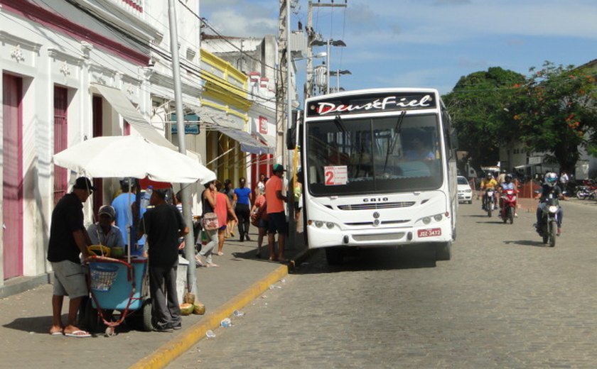 Jornal de Alagoas Ônibus coletivo terá passe livre para auxiliar os