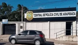 Homem é preso em flagrante por manter esposa e filhos em cárcere privado em Arapiraca