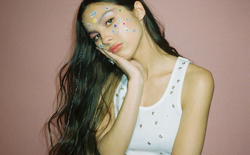 Sour, de Olivia Rodrigo, recebe certificado de ouro no Brasil
