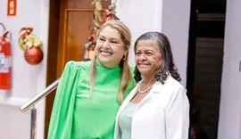 Vice de Tia Júlia deixa o PT em meio à crise da demarcação de terras