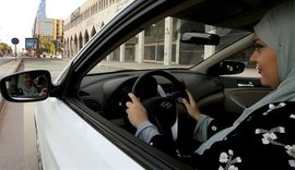 Mulheres sauditas estão livres para dirigir a partir de agora