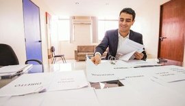 JHC anuncia regularização da coleta de lixo em Maceió