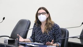 Deputada estadual diz que leis estão sendo ignoradas pelo chefe do Poder Executivo
