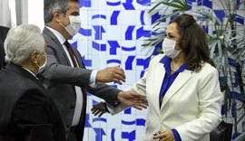 Mãe de Ciro Nogueira toma posse no Senado após nomeação do filho no governo