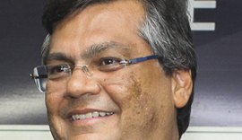Em afirmativa, Dino diz que 'Político que não se opõe a tantos absurdos é cúmplice de criminosos'