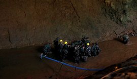 Jovens podem ficar presos durante meses em caverna na Tailândia
