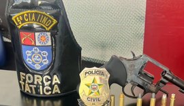 Ação conjunta prende homem com revolver com numeração raspada em Marechal Deodoro