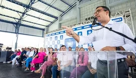 VHP representa Paulo em Pilar, inaugura escola e anuncia 300 moradias
