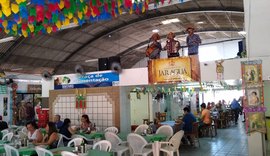Trios de forró animam mercados públicos de Maceió