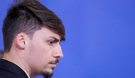 Renan Bolsonaro será denunciado por ameaças a CPI e pode ser convocado a depor