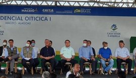 Em Maceió, Bolsonaro manda recado para Renan Calheiros e chama Lula de ladrão