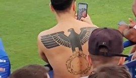 Clube da Série D promete banir torcedor com tatuagem nazista