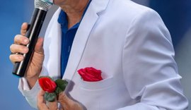 Show “Uma Noite de Emoções” homenageia o rei Roberto Carlos, no Bar do Nelson